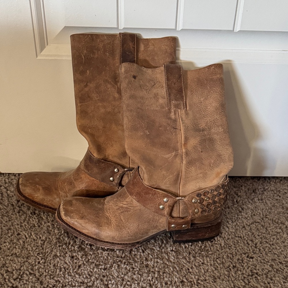 Women’s Freebird by Steven Madden boots - 7.5